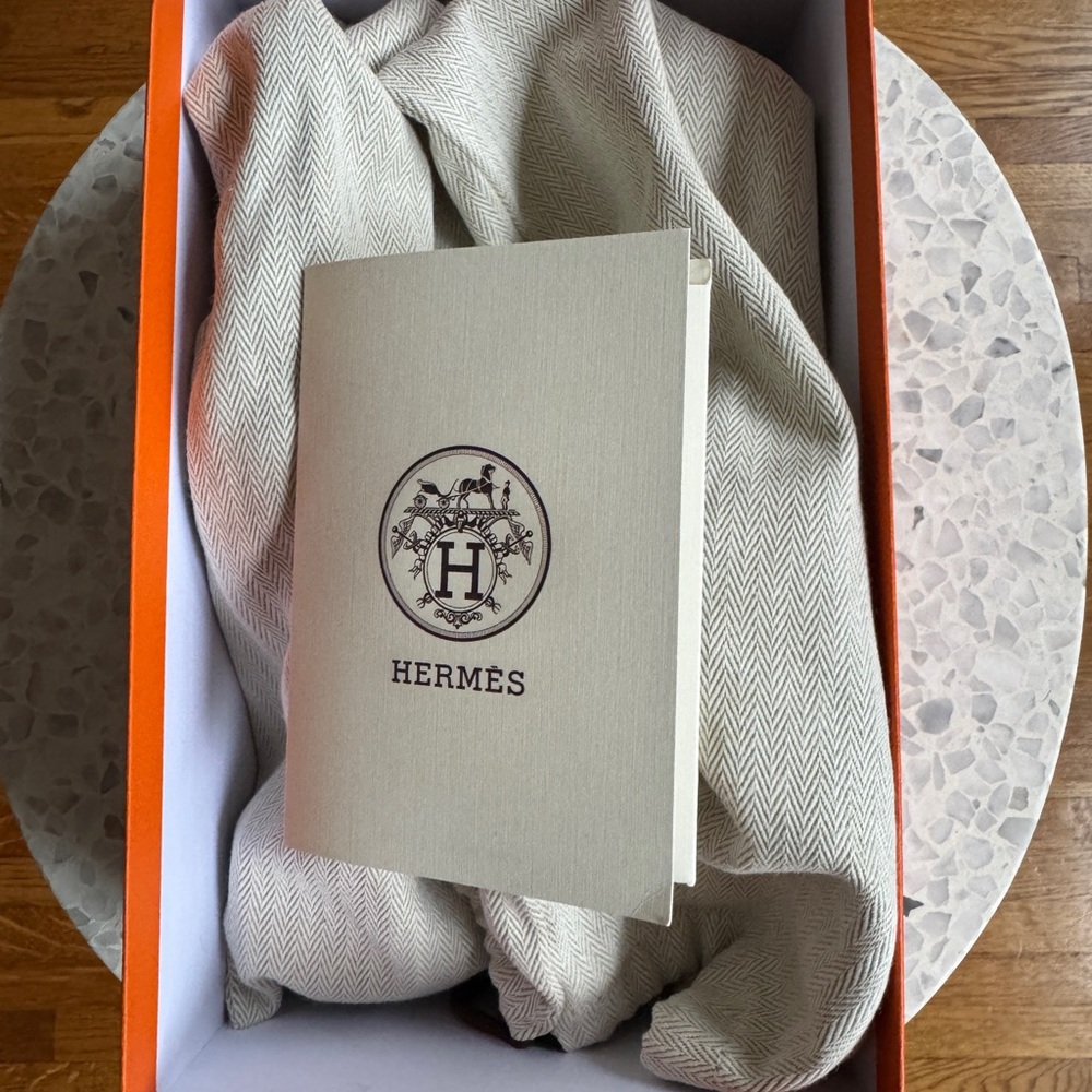 AUTHENTIC Hermes Oasis Sandal GOLD Sz 38.5 - Picture 4 of 4